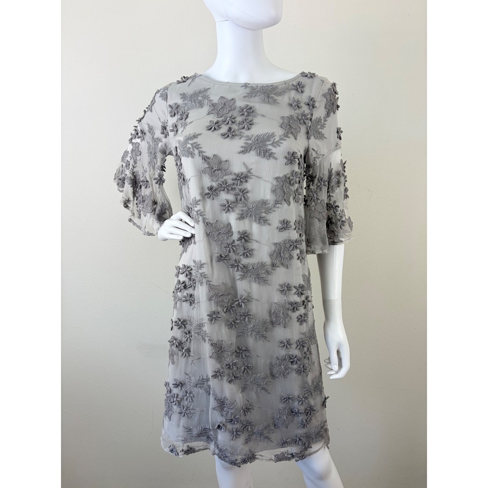 Sundance Gray Floral Embroidered Bell Sleeve Shift Dress Womens Small 3D Lace